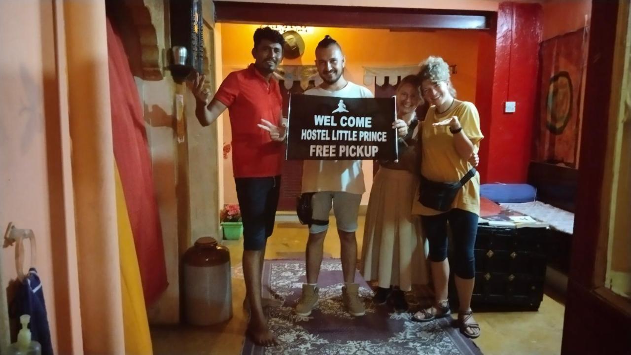 Hostel Little Prince Home Stay Джайсалмер Экстерьер фото