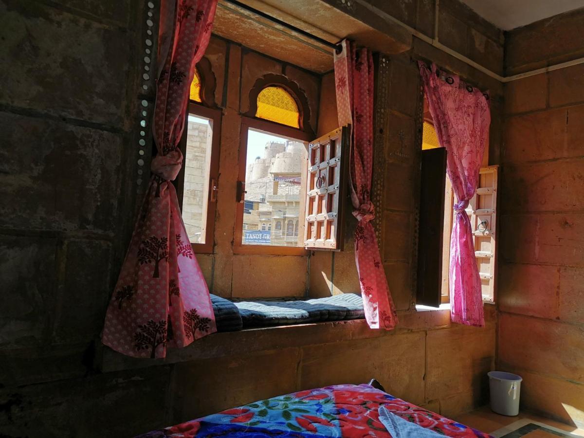 Hostel Little Prince Home Stay Джайсалмер Экстерьер фото