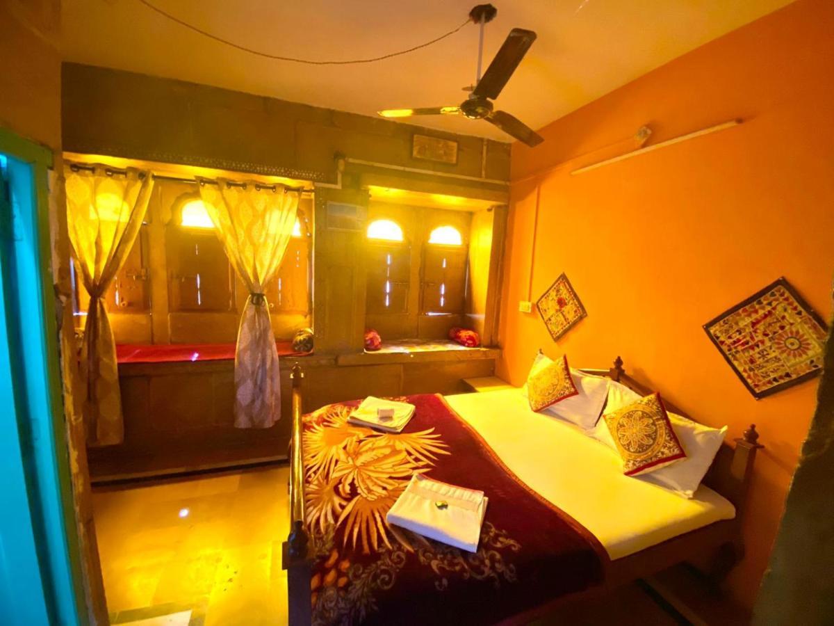 Hostel Little Prince Home Stay Джайсалмер Экстерьер фото