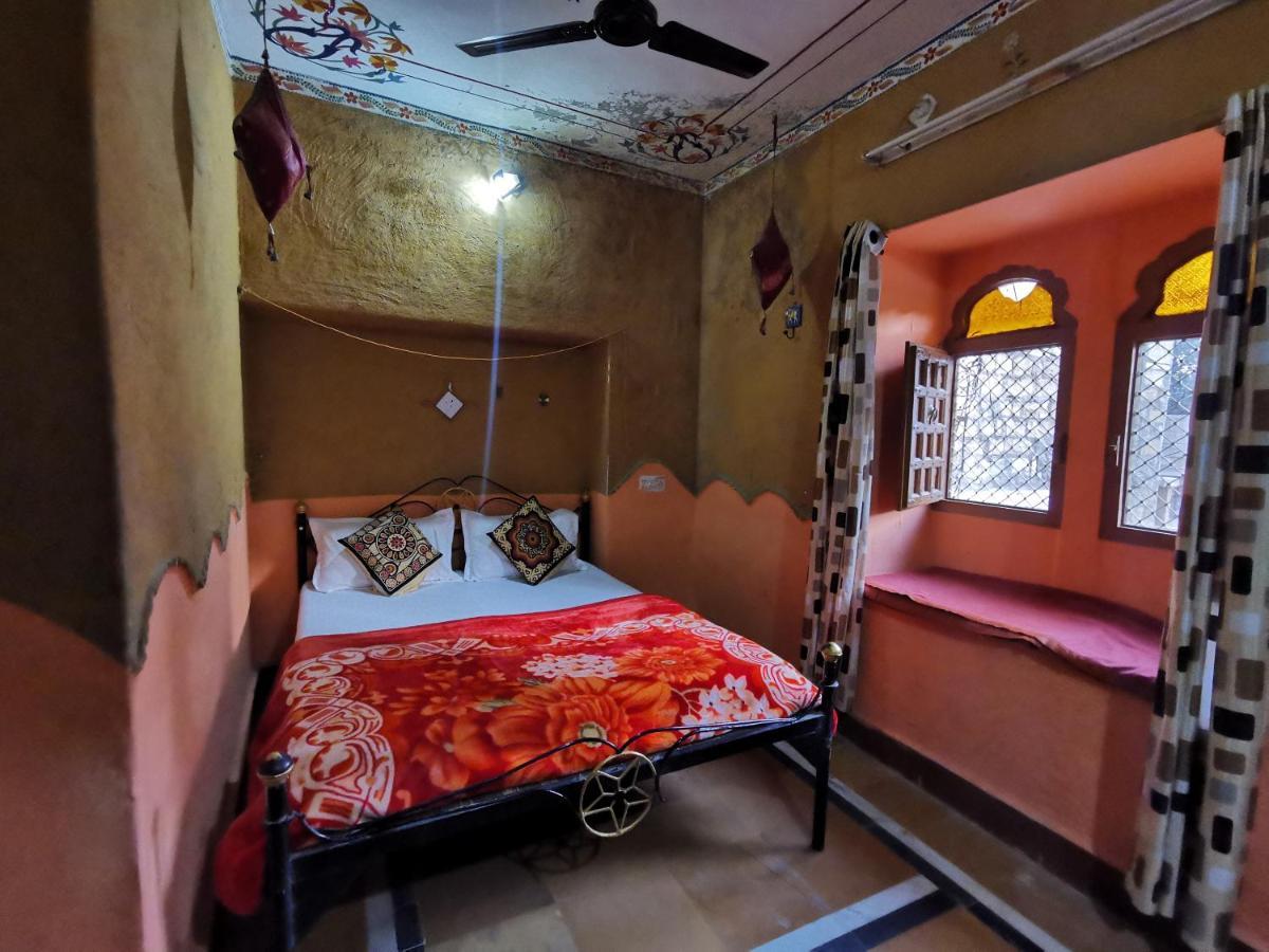 Hostel Little Prince Home Stay Джайсалмер Экстерьер фото